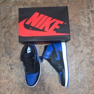 DS 2014 Air jordan retro 1 og high royal sz 9.5